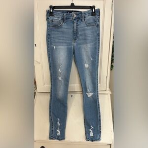 Hollister highrise crop super skinny Jeans size 3R-28